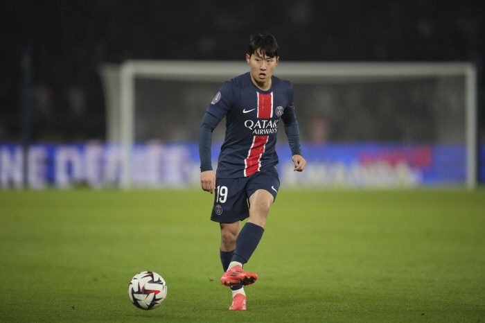 '대충격' "PSG, 이강인과 이별 결정"→손흥민과 '환상 콤비' 결성 …