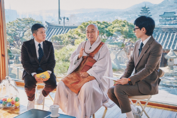 '외신도 주목' 중동고 수능 응원단…중동고 출신 이병헌 매년 어떤 이벤트…