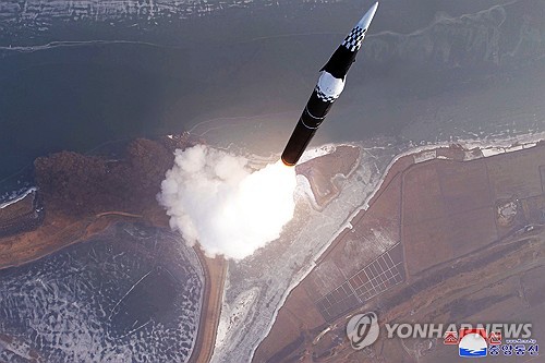 합참 북, 정찰위성·ICBM 발사준비 계속…임박징후는 없어