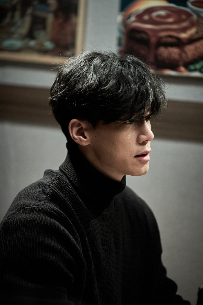 김무열, 킬러 이혜영의 스승됐다…독보적인 카리스마 예고 ('파과')