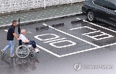 “응급실 가도 될까요” 잇단 뺑뺑이 소식에 환자만 전전긍긍