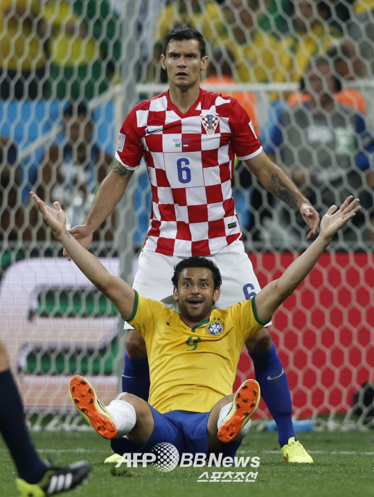 FBL-WC-2014-MATCH01-BRA-CRO